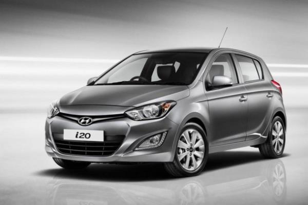 Hyundai ayrca i20'yi 37 bin 500 liradan balayan fiyat ve 20 bin lira, 20 ay sfr faiz, ix35'i de 71 bin 600 liradan balayan fiyat ve 44 bin lira, 36 ay yzde 0,99 faiz oranyla satyor.