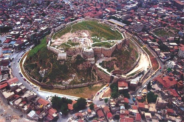 <p><b>2. Gaziantep</b></p>  Kredilerin mevduata oran: Yzde 321,25