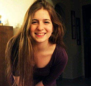 Sihirli Annem'in ilek'i bugn gen bir kz..