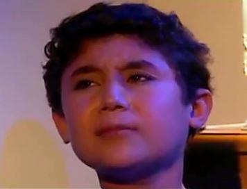 Ardndan ?brahim Tatlses de okumad, onun imdi ua var.? diyerek okulu brakacan aklayan Kk bo, dnemin Devlet Bakan Ilay Saygn?n devreye girmesiyle okuluna devam etmiti.