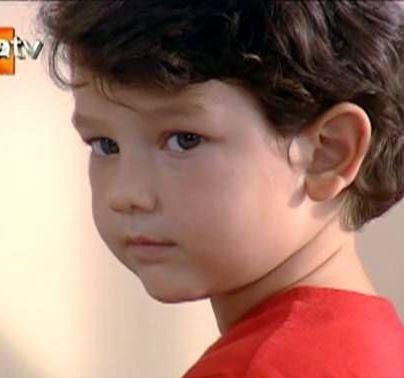 Baz ocuk yldzlar, kolay kolay unutulmazlar.