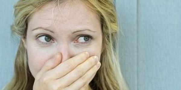 <p><b>4. Fiziksel olarak ekicidirler</b></p> Hakl veya haksz, gzel ve yakkl insanlarn, irkin ve itici tiplerden daha drst olduuna inanlr.