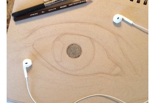 lstratr Jose Antonio Lopez Vergara 3 gn iinde 20 saati aan bir sre alarak grdnz bu gz izdi. 19 yandaki Vergara'nn neredeyse 'gerek gibi' olan iziminin tm aamalar Instagram ve Facebook'tan yaynland.