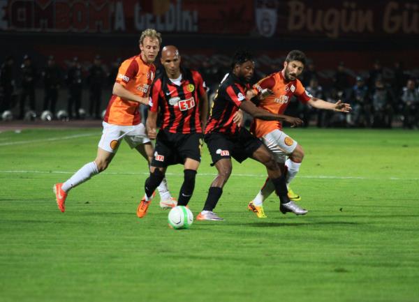 Gerekleri tarih yazar tarihi de GALATASARAY