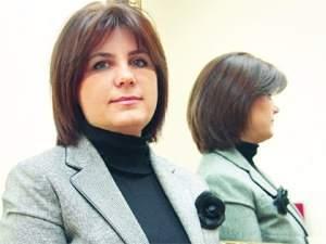 <p><b>Nilfer Bulut (TKAD Bakan)</b></p>  5.096 takipi