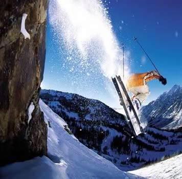 Yalnzca birka ezik ve beyin sarsntsyla kurtuldu.