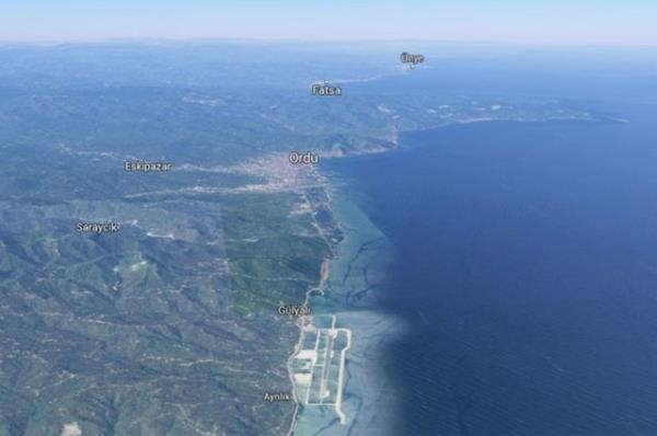 Avrupa'nn ve Trkiye'nin ilk deniz zerine ina edilen havaliman olmas ile birlikte Dou Karadeniz'i dnyaya amas asndan da ayr bir nem tayor.