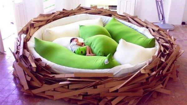 Ku Yuvas eklinde Yatak