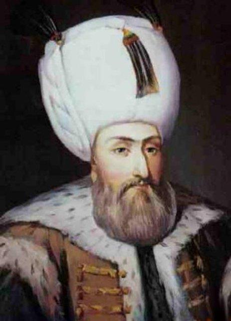 39-nc mezar ise Kanuni Sultan Sleyman Han?a aittir. Macaristan`n Zigetvar ehrindeki Macar-Trk Dostluk Park`nda Kanuni Sultan Sleyman Han?n temsili mezar mevcuttur.