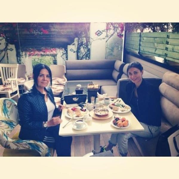 IRMAK ATUK Birtek Annem olsun bana bir ey olmaz