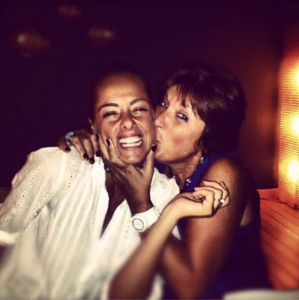 DOA RUTKAY Annem de beni seviyoo