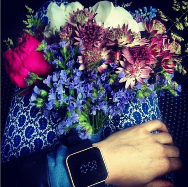 TANEM SVAR Tam 11:00 de bekliyorum dedi ... Bir demet anneler gn