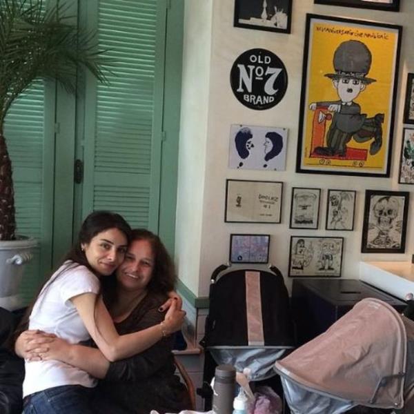 NUR FETTAHOLU Ben onun kk kzym hi bymeyecek..Seni seviyorum. yi ki varsn