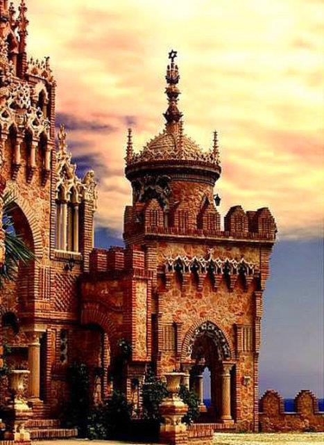 14. Colomares Kalesi, Benalmadena, Malaga, spanya