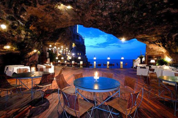 31. Grotta Palazzese Restoran, Polignano a Mare, Gney talya