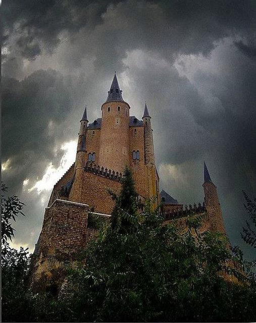 68. Segovia Kalesi, Segovia, spanya