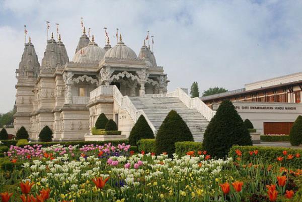 50. BAPS Shri Swaminarayan Mandir (Neasden Tapna), Neasden, Kuzeybat Londra, ngiltere