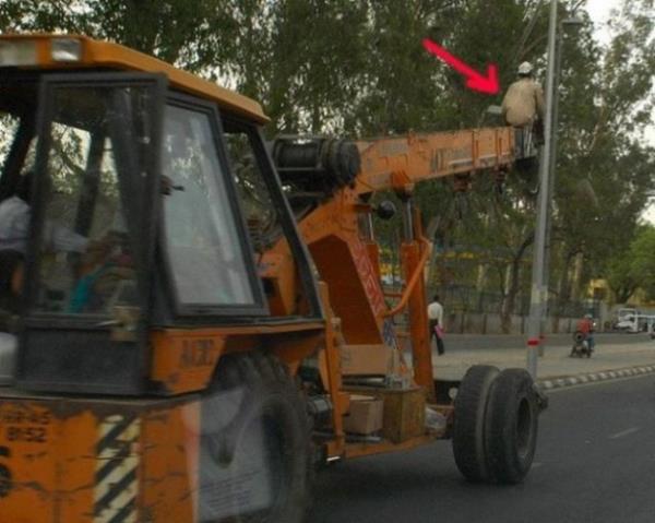 Baz meslekler var ki insann heyecandan kalbi yerinden frlayacak gibi olur. Adeta bu mesleklerle uraanlar lmle dans ediyor.