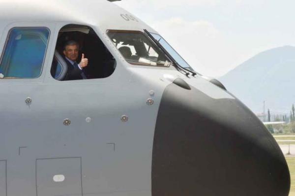 *Stratejik olarak kunda motorlu obs veya yk helikopteri gibi ar ve ok byk askeri uzun mesafeye yksek uu hznda tama kabiliyetine sahip. Bylece Trk hava kuvvetleri, ATAK helikopteri ile gerekmesi durumunda uzak lkelerde operasyon yapma yeteneine sahip oldu.