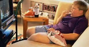 Yaklak 28 bin kiiyi ieren aratrmadan hareketsiz ve spordan uzak bir yaamn toplumdaki inme riskinin yzde 29?undan sorumlu olduu ortaya kyor.