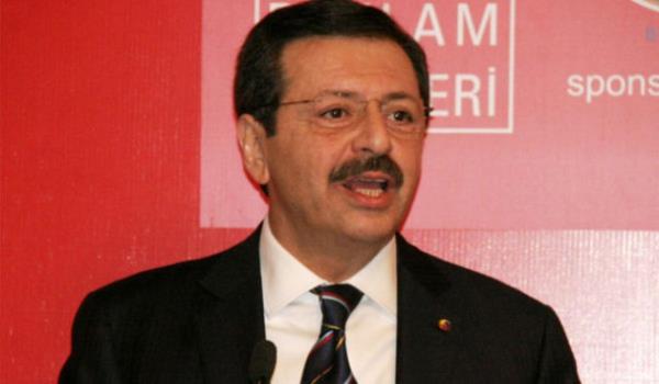 <p><b>Trkiye Odalar ve Borsalar Birlii Bakan Rifat Hisarcklolu</b></p>  "Bu felaket herkesin yreine ate drd. Yksek rakamlara ulaan can kayplarmz ve yaralananlar lkemizi ok derin bir zntye bodu. Soma'daki iilerimiz ve ailelerinin yaad byk acy en derin hislerimle paylayorum. Allah hepimizin yardmcs olsun. Btn nceliimiz bu. Ancak meydana gelen patlama ve sonrasnda ortaya kan tablo yrek dalayc. Trk i dnyas adna hayatn kaybeden ii kardelerimize Allah'tan rahmet, yarallara acil ifalar, ailelerine sabr ve metanet diliyorum."