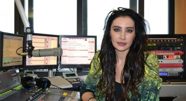 <p><b>Sla</b></p>  Bamz saolsun. Yaknlarna sabr diliyorum.