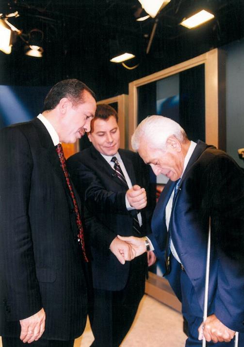 2001 - Sleyman obanolu - Tanklar - Recep Tayyip Erdoan - Adnan enses