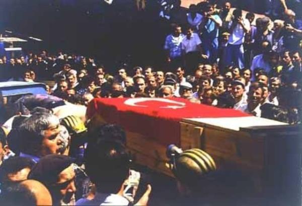 7 Mart 1983: Armutuk'ta grizu patlamas (103 l).