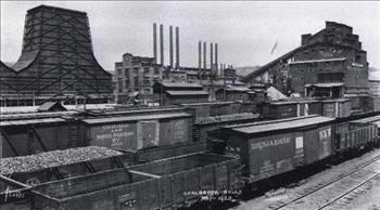 Gney Afrika tarihindeki en lmcl maden kazalarndan biri olan 21 Haziran 1960'daki Coalbrook faciasnda byk bir kayann madenin zerine yuvarlanmas sonucu gk altnda kalan 437 madenciden kurtulan olmad.