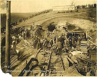 ABD'nin Bat Virginia eyaletindeki Monongah kentinde 6 Aralk 1907 tarihinde meydana gelen maden patlamas 362 madencinin lmne neden olarak Amerikan tarihine en lmcl maden kazas olarak geti.