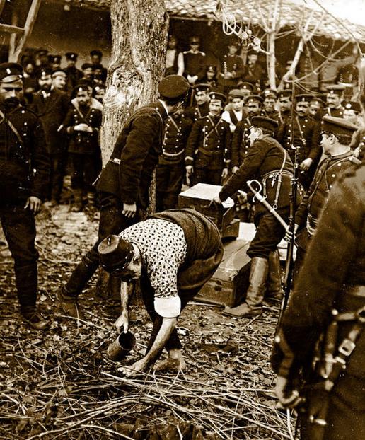 Foto�raflar�n �o�unlu�u ilk kez kamuoyuna ��k�yor.