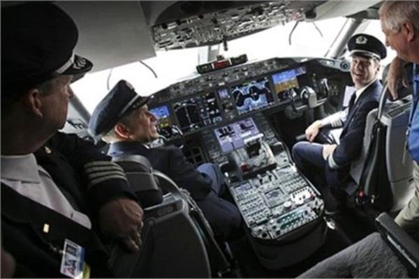 Pilotlar, uu grevlileri