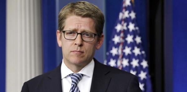 ABD: Beyaz Saray Szcs Jay Carney, yapt yazl aklamada, "Soma'daki kmr madeni patlamasnn sonrasnda bugn dualarmz ve dncelerimiz Trkiye halkyla" ifadesini kulland. ABD Dileri Bakanl Szcs Marie Harf ise "ABD bu ulusal yas dneminde Trkiye'nin yannda yer almaktadr" dedi. Ankara Bykelisi Francis Ricciardone de Twitter zerinden taziye mesaj yaymlad.