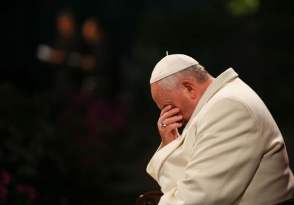 VATKAN: Papa Francis, hayatn kaybedenler iin dua edilmesini isteyerek, "Tanr lenleri evine kabul etsin, ailelerine teselli versin" dedi.