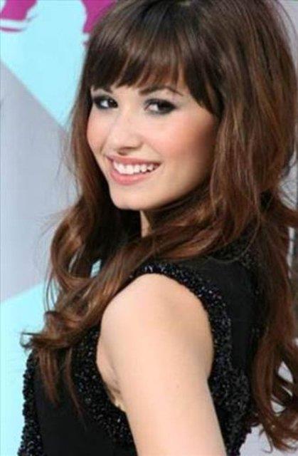 Onun yllk kazanc da milyon dolarlarla ifade ediliyor.