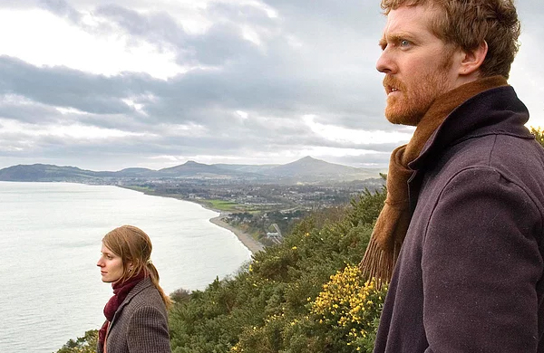 <p><b>11. Once (Bir Zamanlar) 2006</b></p>  Rotten Tomatoes: %97    <p>IMDB Puan : 8.0</p>