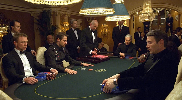 <p><b>17. Casino Royale (2006)</b></p>  Rotten Tomatoes: %95    <p>IMDB Puan : 8.0</p>
