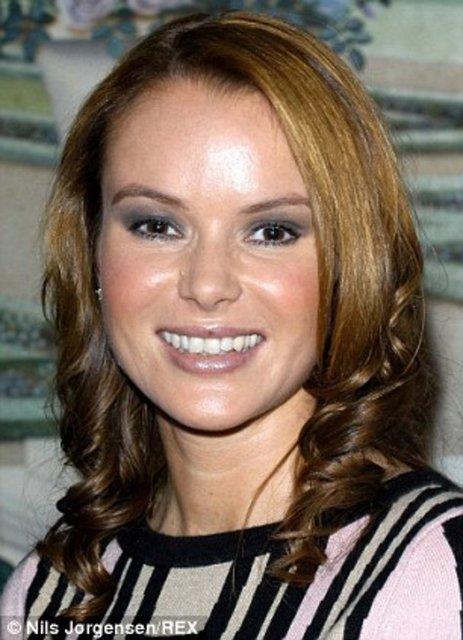Amanda Holden 2004