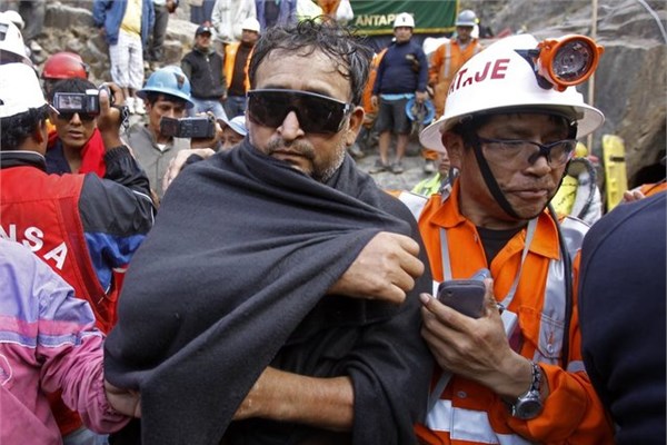 <p><b>Peru</b></p>  Yerli madenciler ylda ortalama 73 bin dolar, yabanc madencilerse ylda ortalama 137 bin dolarn zerinde kazanyor. Listeye gre en ok kazanan yerli madenciler Norve'te.