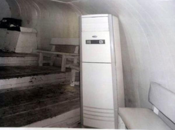 D�nyadaki �rneklerinin yan�nda bir 'baraka'ya benzeyen ya�am odalar�n�n foto�raflar� sosyal medyada tart��ma konusu oldu.