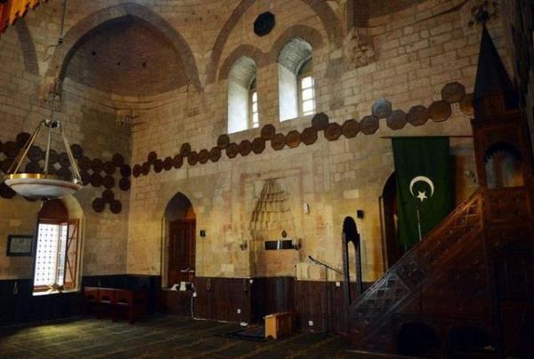 S�rbistan / Bayrakl� Camii