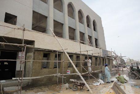 Sosyal payla��m sitesinde Kurtulu� Gemisi ad� alt�nda bir �ok yerde t�klanma ve payla�ma rekoru k�ran gemi �eklindeki camii gece ���klar� ile de g�z kama�t�r�yor.