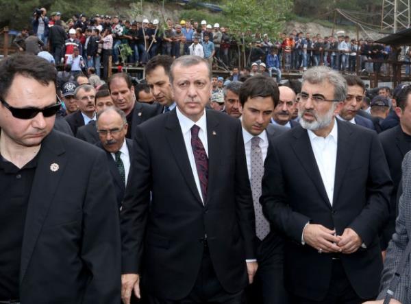 almalar hakknda bilgi veren Bakanla yakn kaynaklar tek noktadan hareket edildiine dikkat ekerek kurtarma almalar tamamlandktan sonra dier srelerin de masaya yatrlacana dikkat ekiyor.