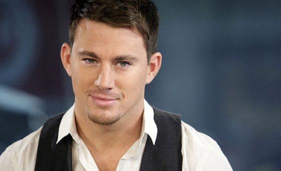 Channing Tatum, gzel yz hatlarna sahip nllerden.