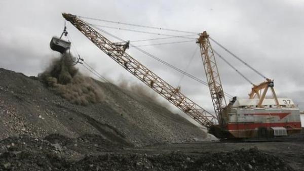 Madenden kan kmr daha sonra tren yoluyla Hay Point Kmr Terminali'ne gnderiliyor.