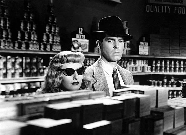 <p><b>7- Double Indemnity (1944)</b></p>  abuk para kazanmann srlar.