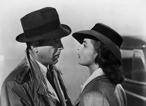 <p><b>19- Casablanca (1942)</b></p>  Ak ve fedakarln ne olduunu renmek iin.