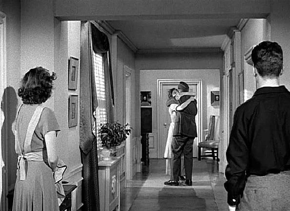 <p><b>24- The Best Years of Our Lives (1946)</b></p>  Hayatn deitiini ve buna ayak uydurmak zorunda olduunuzu anlamak iin