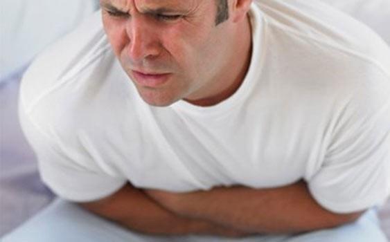 Besin zehirlenmeleri genellikle ani ba�lar ve hastal�k belirtisi 30 dakika ile 72 saat aras�nda ortaya ��kabilir.