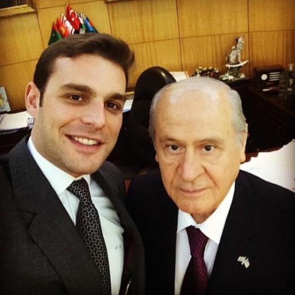MEHMET ASLAN MHP Genel Bakan Sayn Devlet Baheli'yle tarihteki ilk bire bir ekilen Selfie